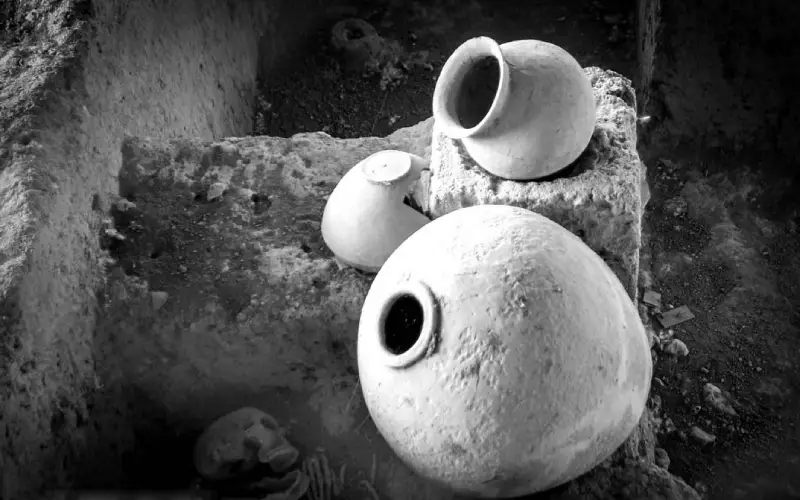 gohartapeh-behshahr-ancient-hill.webp گوهر تپه - تصویر 1